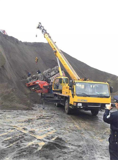 七里河区上犹道路救援